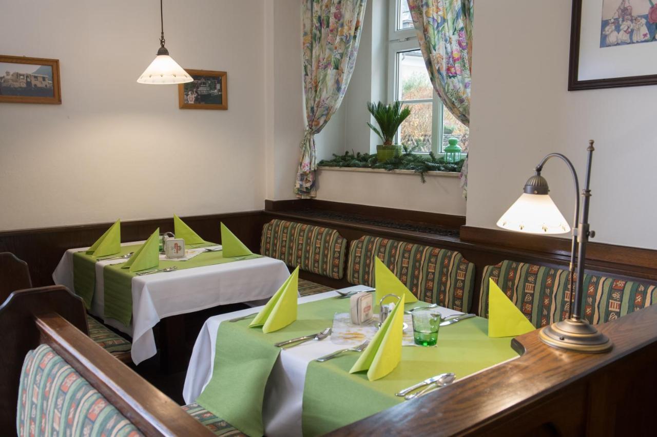 Blaue Traube Hotell Bad Aussee Exteriör bild