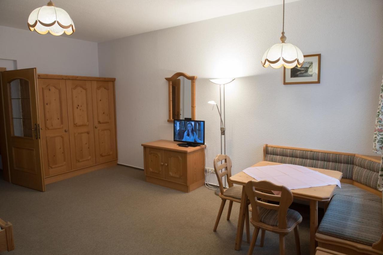Blaue Traube Hotell Bad Aussee Exteriör bild